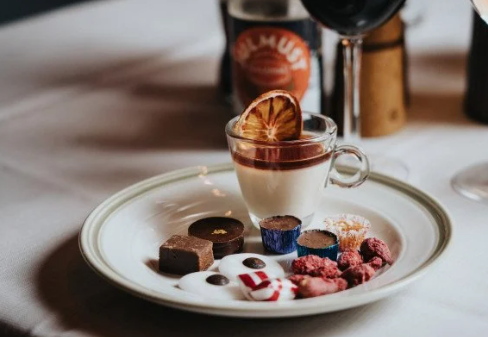Julbord på Radisson Blu The Lounge i Norrmalm – bild 4