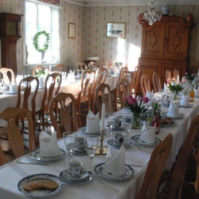 Julbord på Kristinehovs Malmgård - Röda Salongen