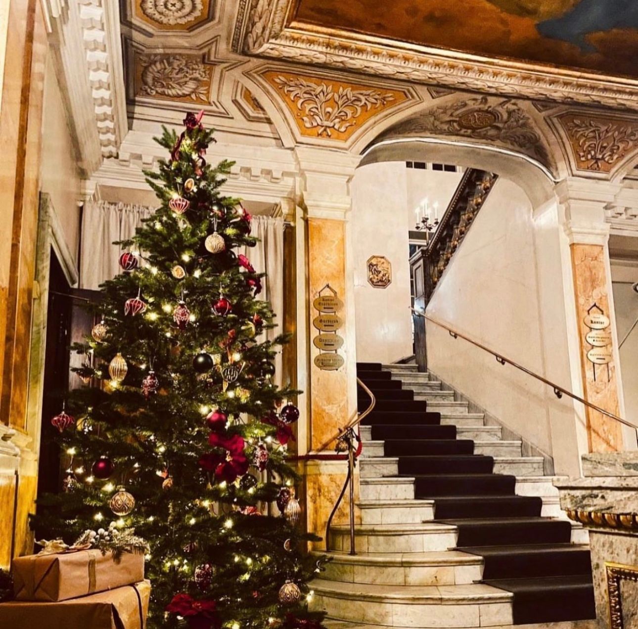 Julbord på Van der Nootska palatset i Södermalm – bild 4